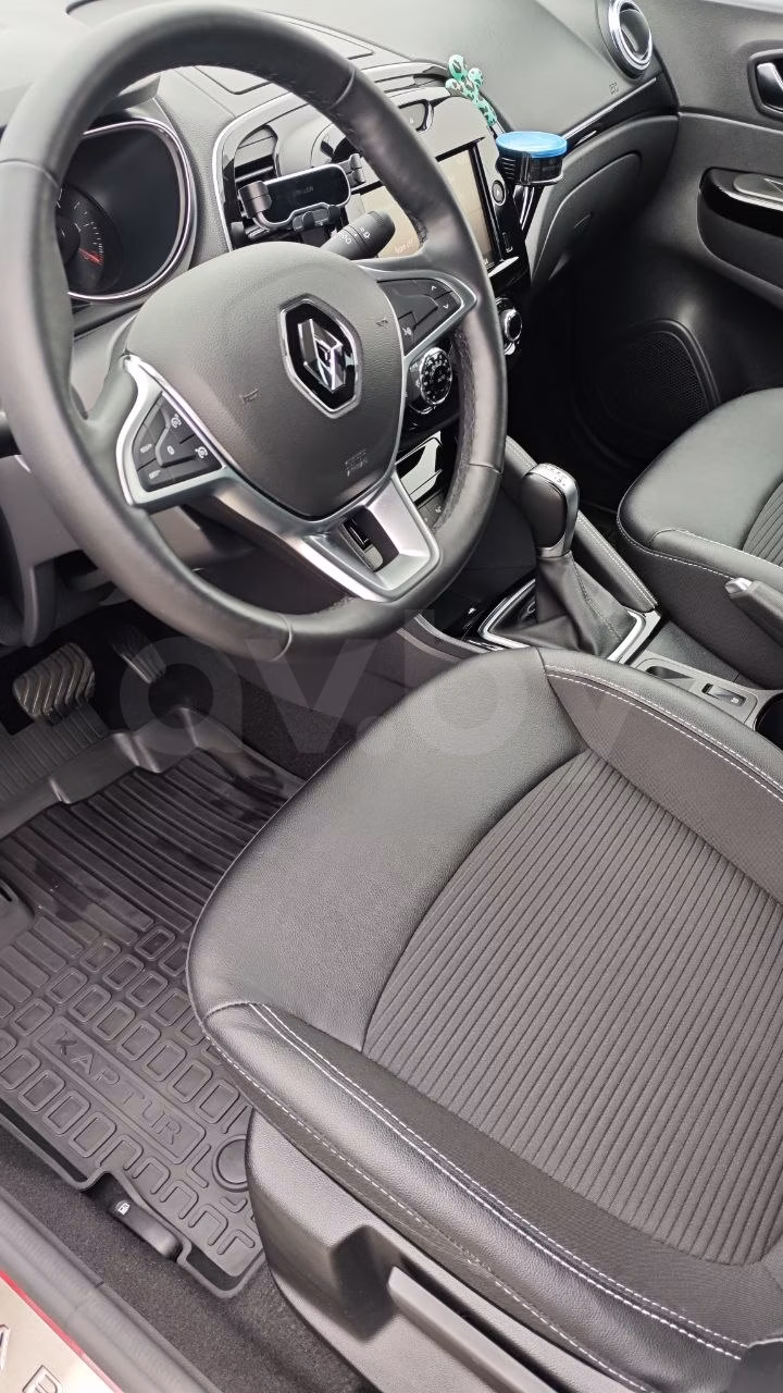 Renault Kaptur фото 16