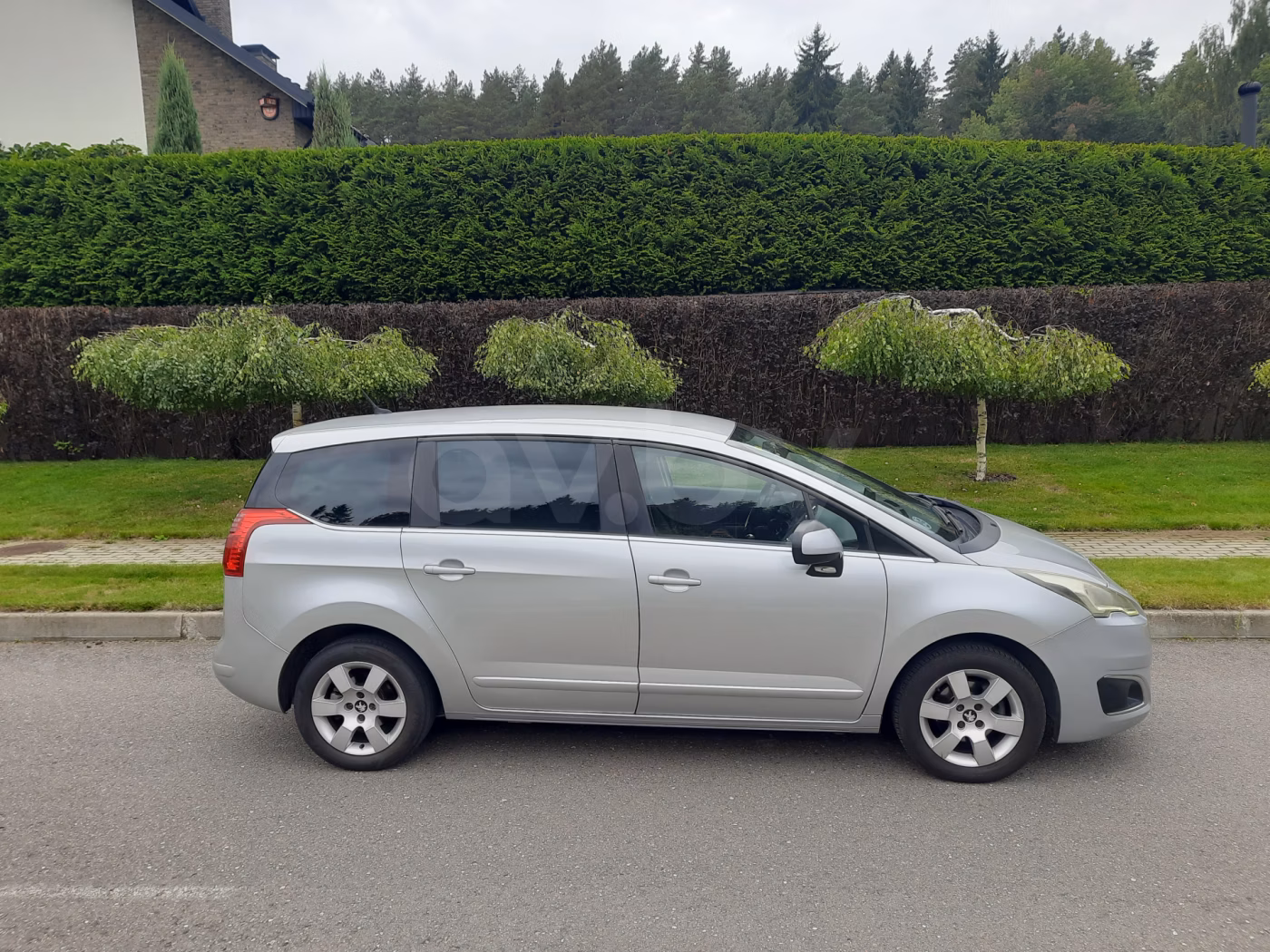 Peugeot 5008 фото 4