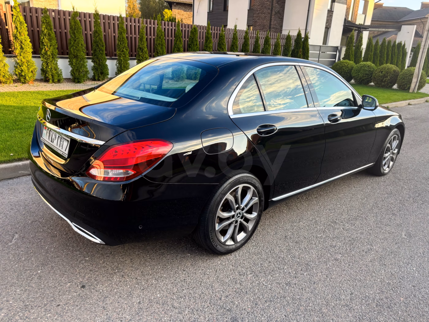 Mercedes-Benz C-Класс фото 3