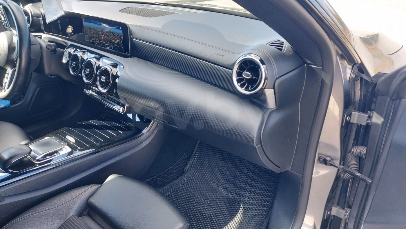 Mercedes-Benz CLA фото 5