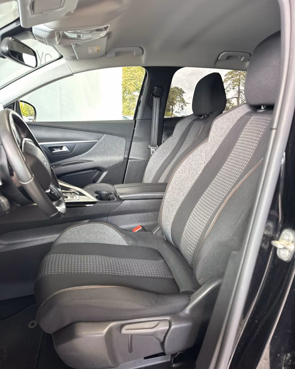 Peugeot 3008 фото 9