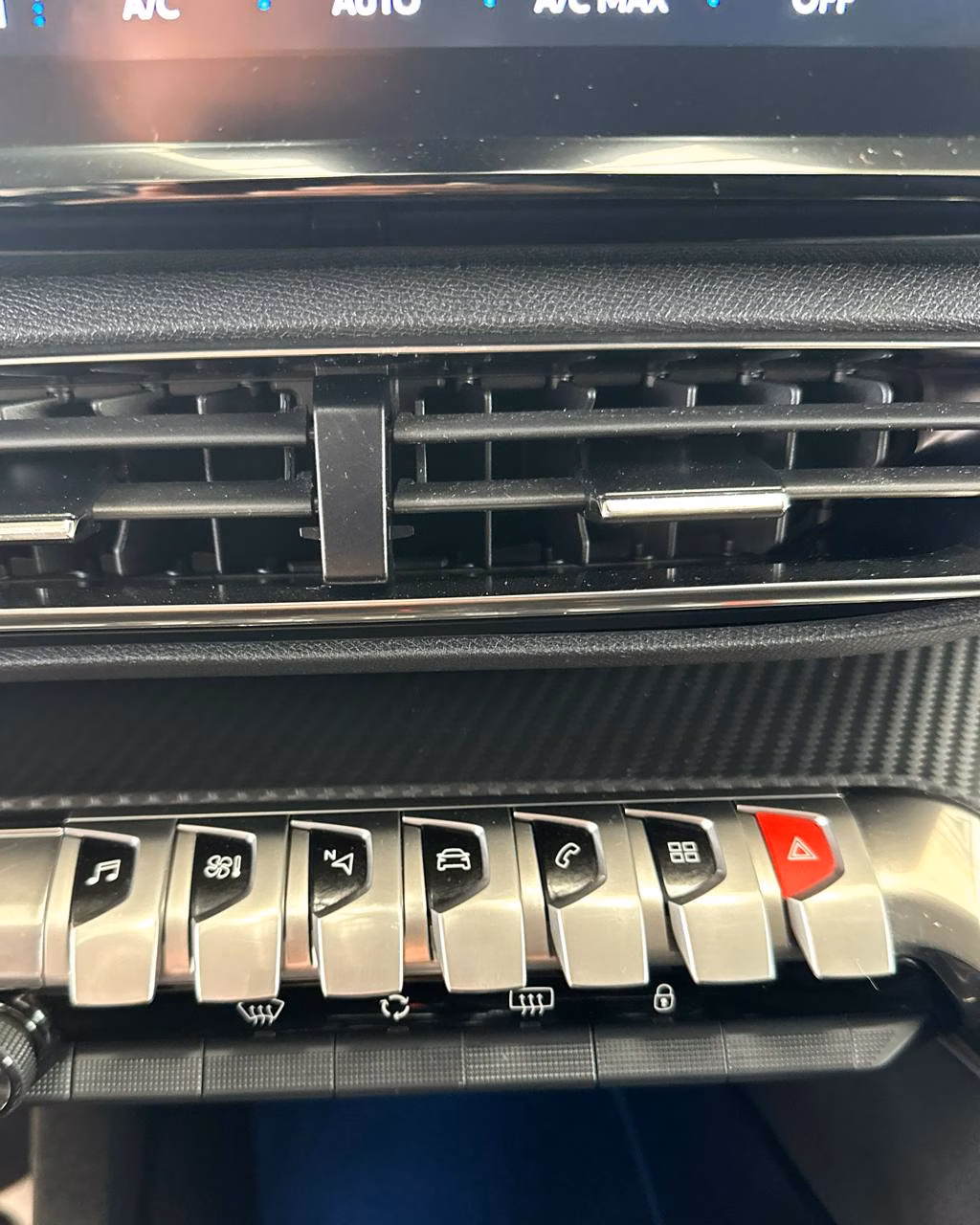 Peugeot 3008 фото 11
