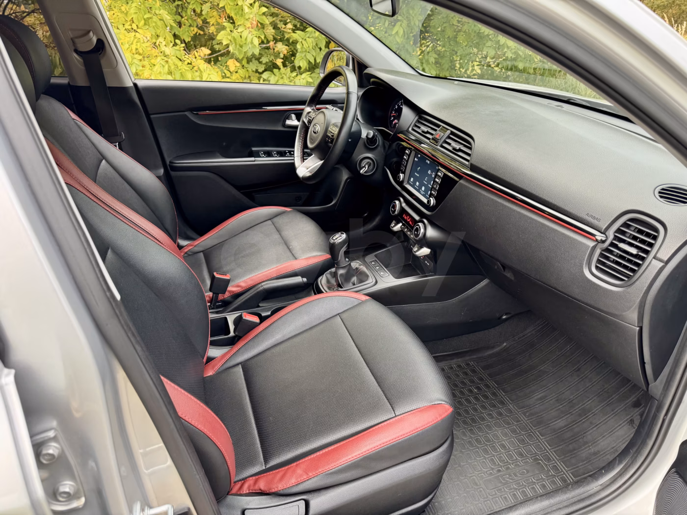 Kia Rio X (X-Line) фото 10