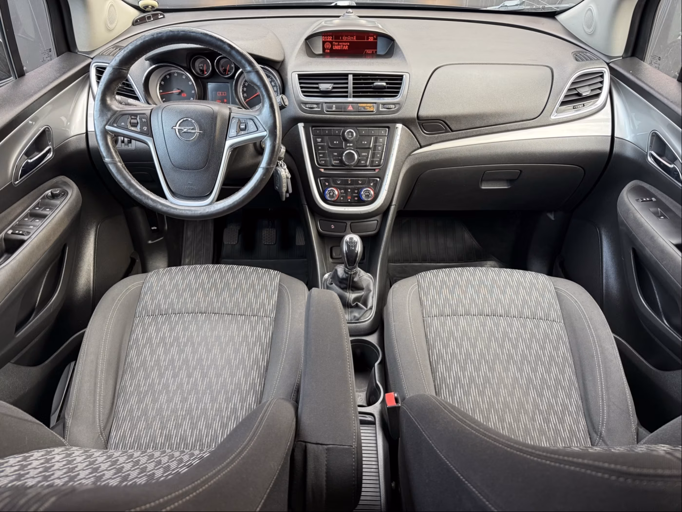 Opel Mokka фото 8