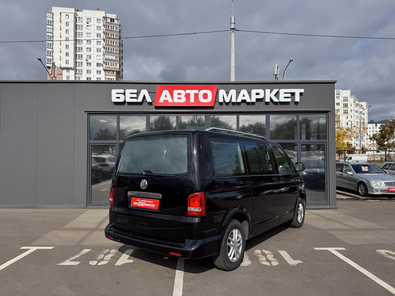 Volkswagen Caravelle фото 5