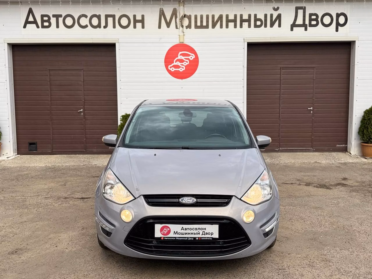 Ford S-MAX фото 8