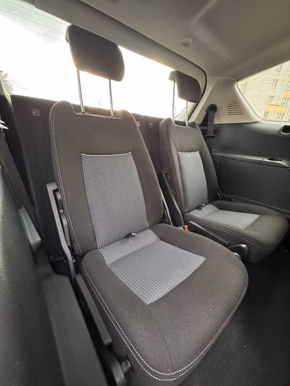 Ford S-MAX фото 13