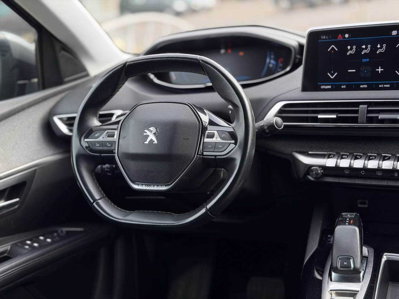 Peugeot 5008 фото 9