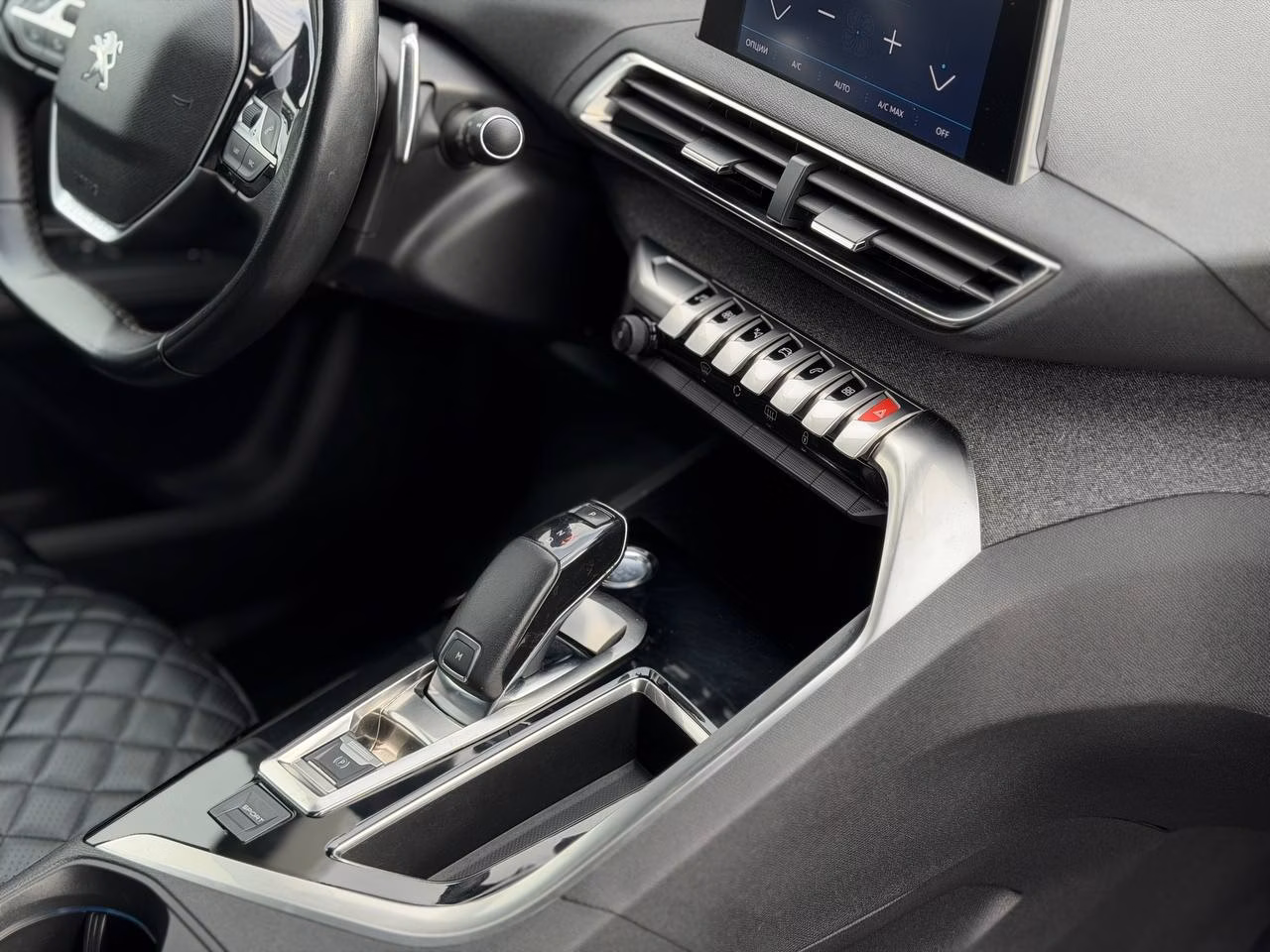 Peugeot 5008 фото 14