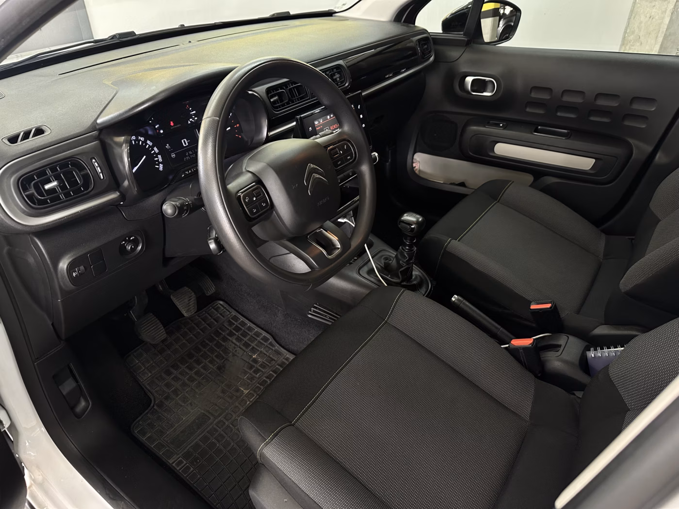 Citroen C3 фото 13