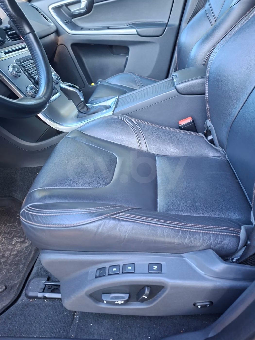 Volvo XC60 фото 6