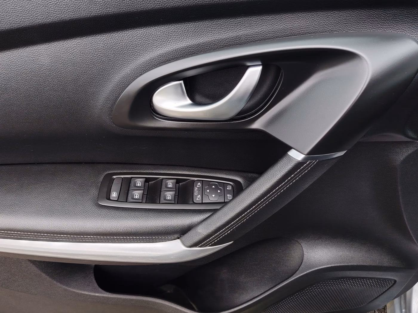 Renault Kadjar фото 14