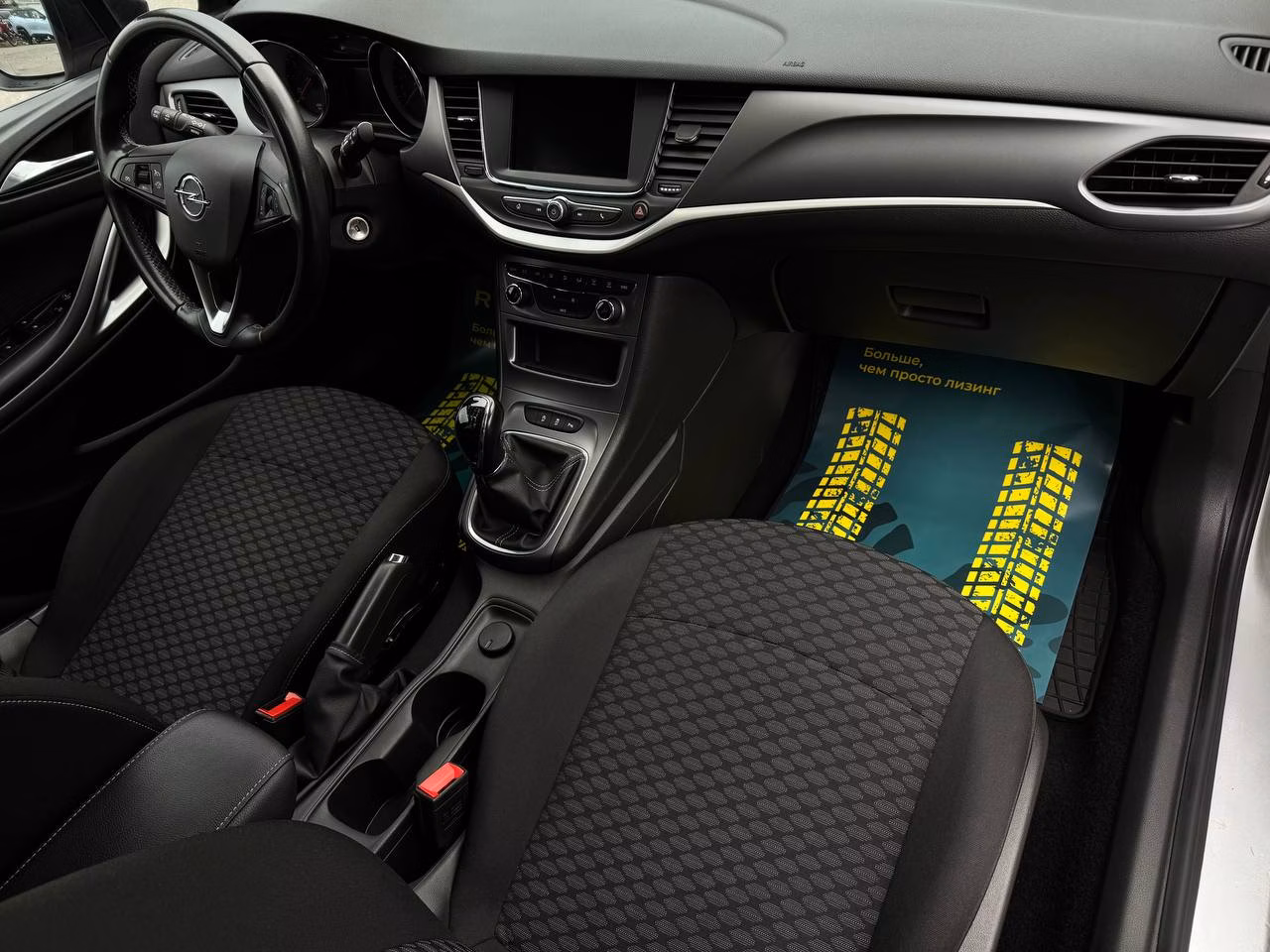 Opel Astra фото 19
