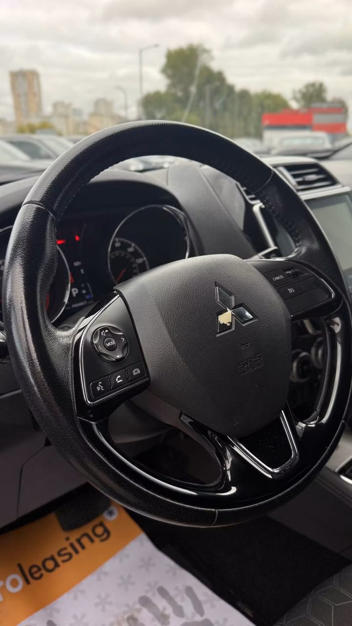 Mitsubishi Outlander Sport фото 15