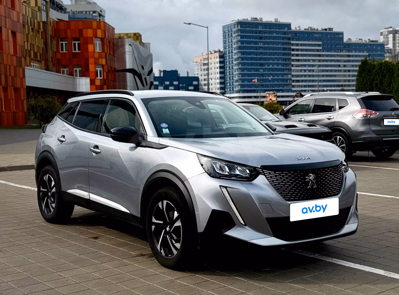 Peugeot 2008 фото 2