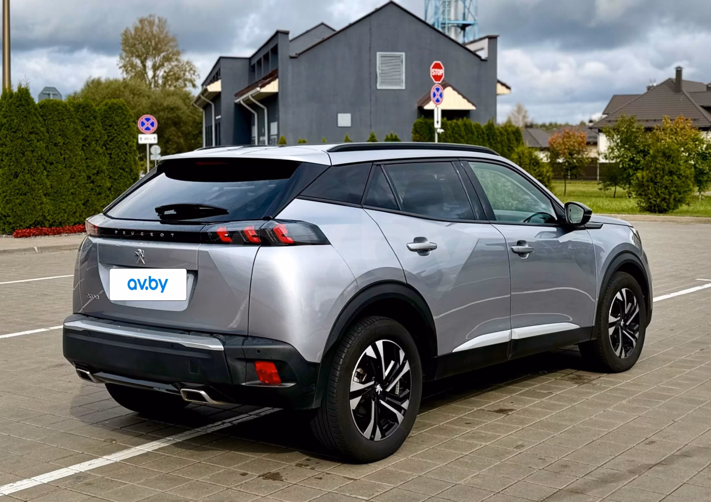 Peugeot 2008 фото 4