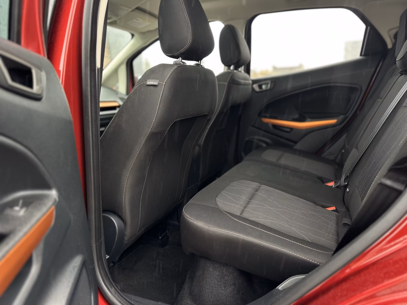 Ford EcoSport фото 11