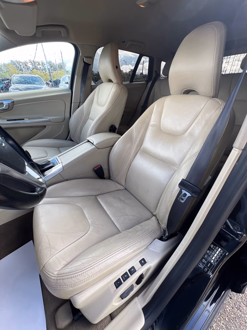 Volvo V60 фото 8