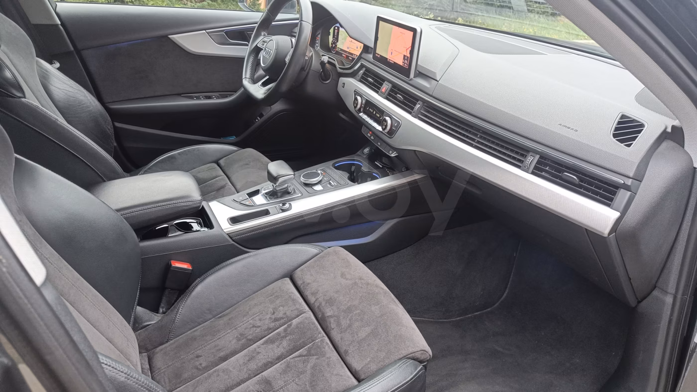 Audi A4 фото 16