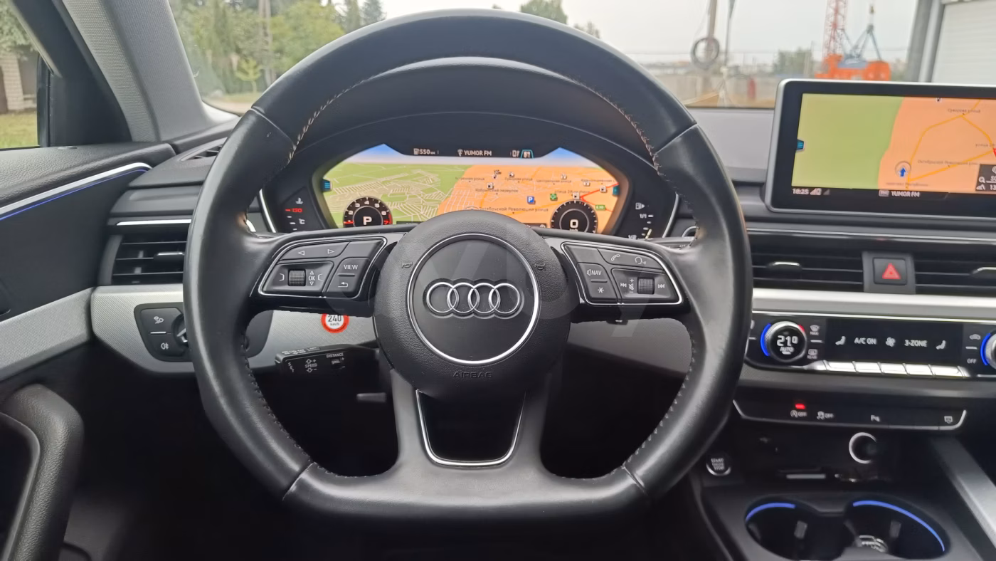 Audi A4 фото 17