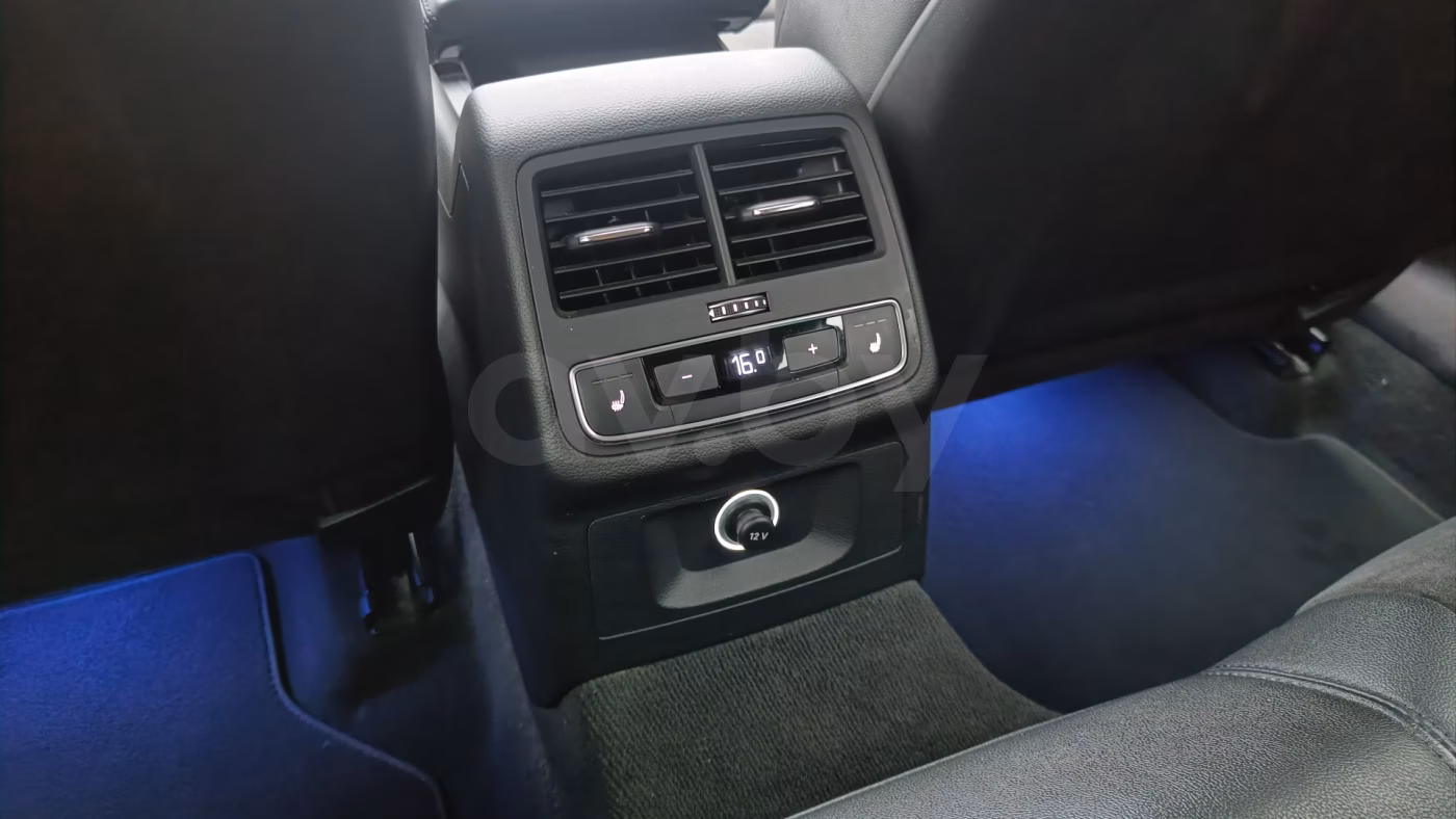 Audi A4 фото 19