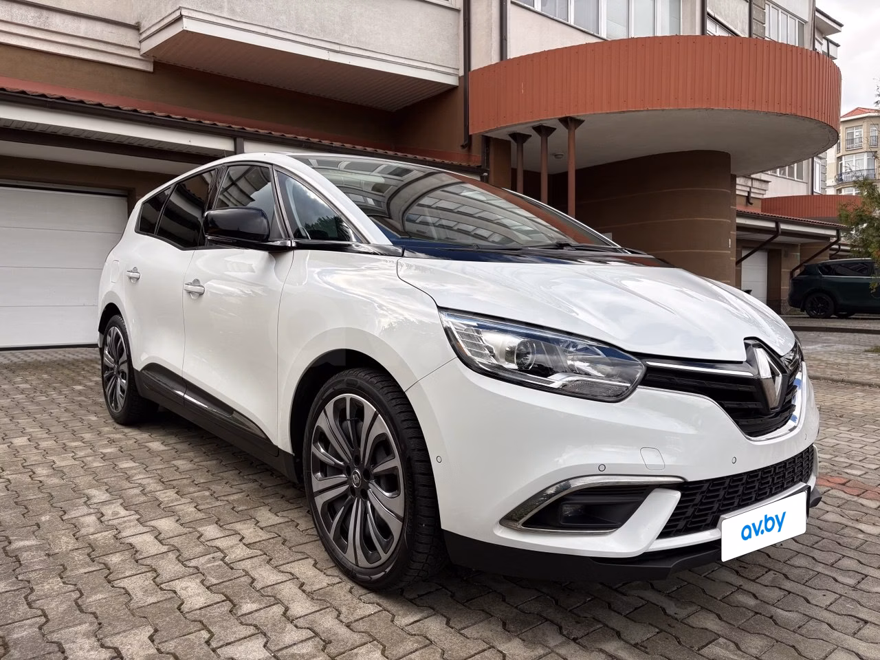 Renault Grand Scenic фото 5