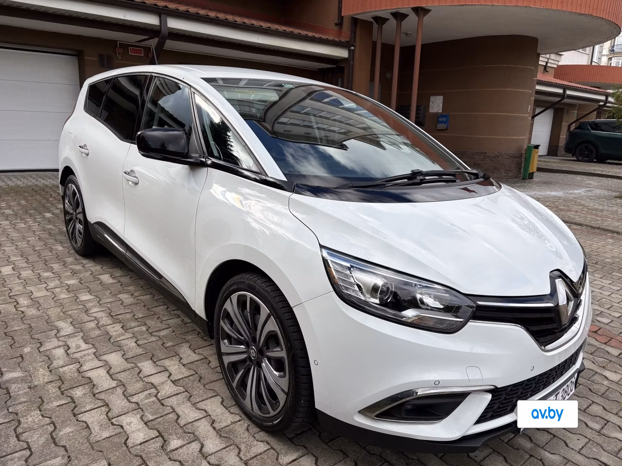 Renault Grand Scenic фото 6