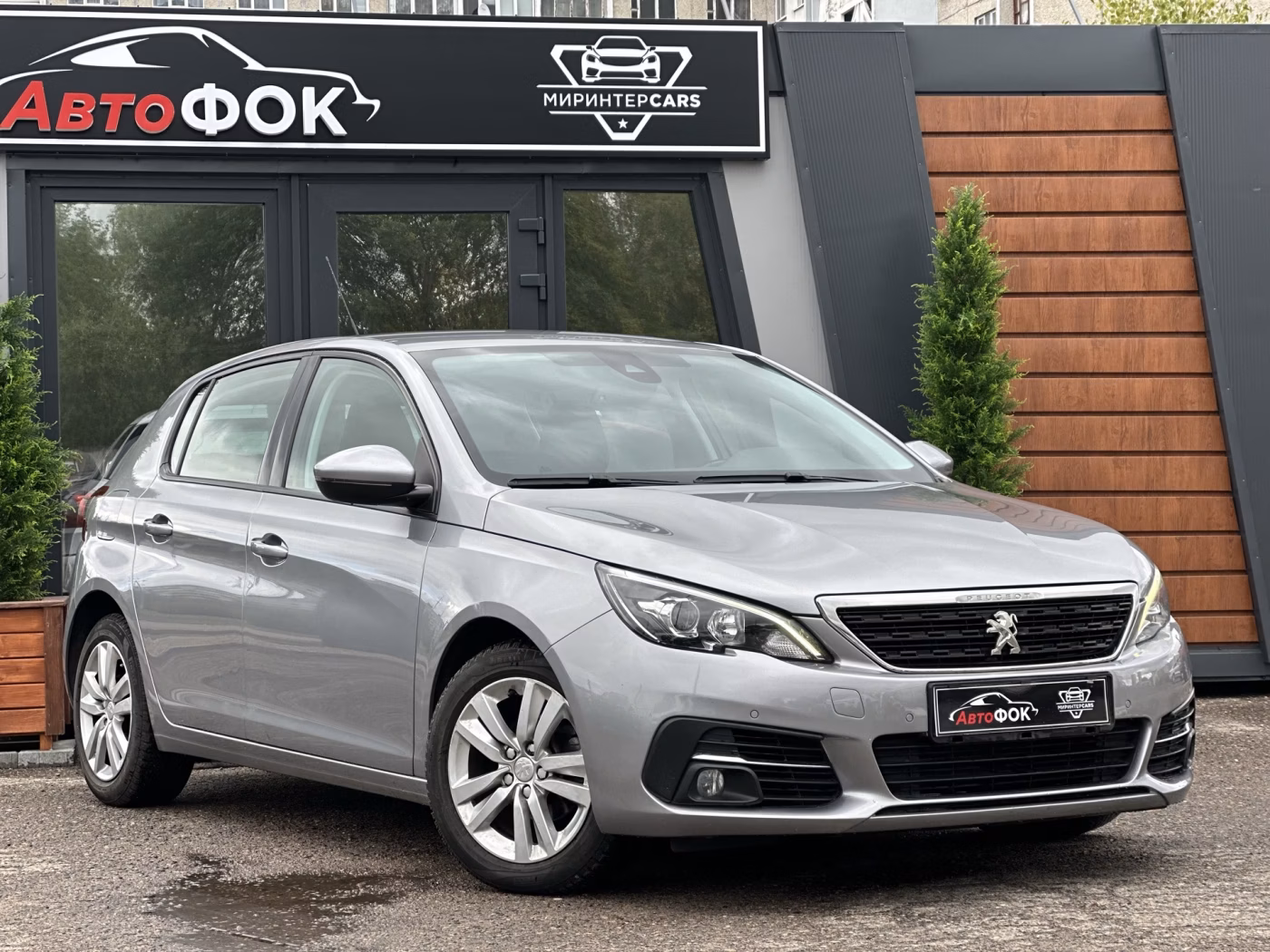 Peugeot 308