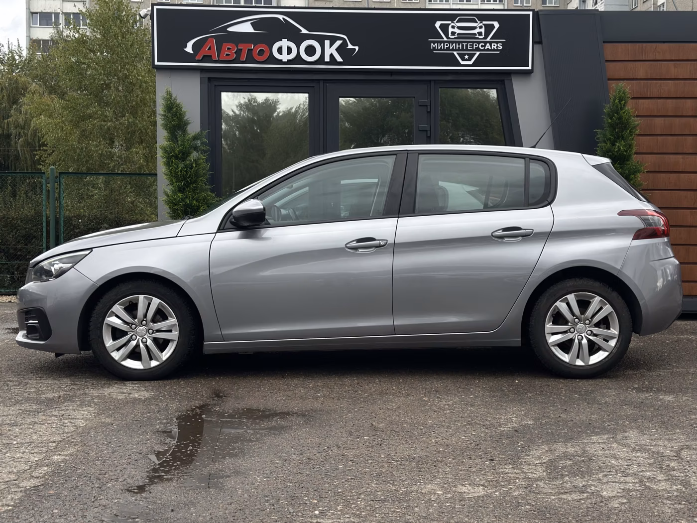 Peugeot 308 фото 6