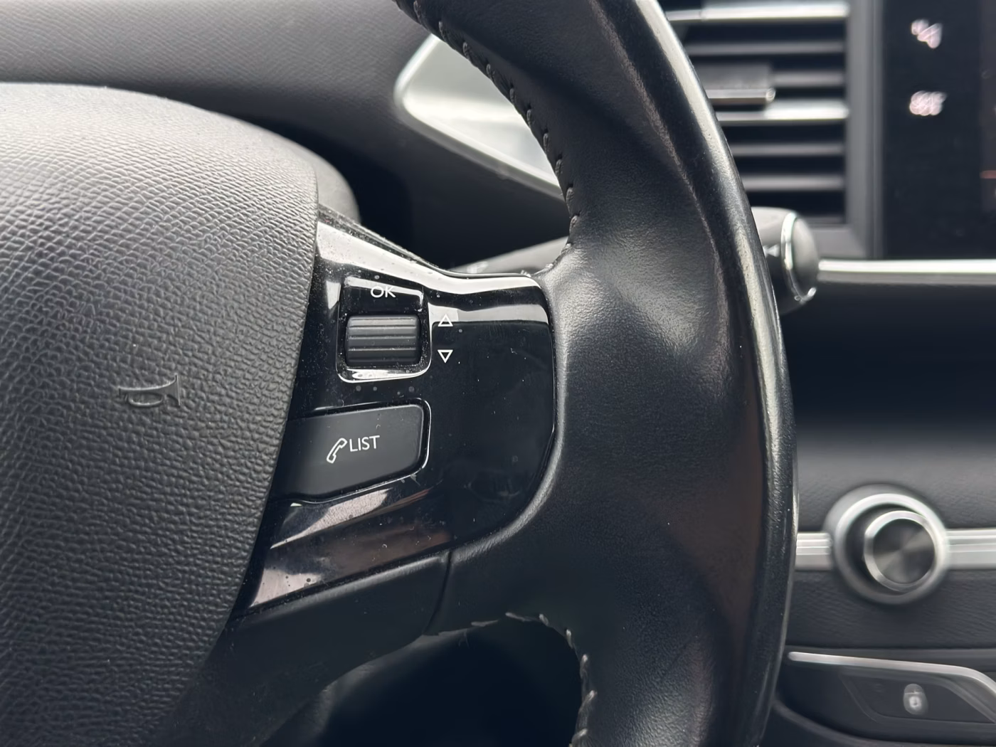 Peugeot 308 фото 19