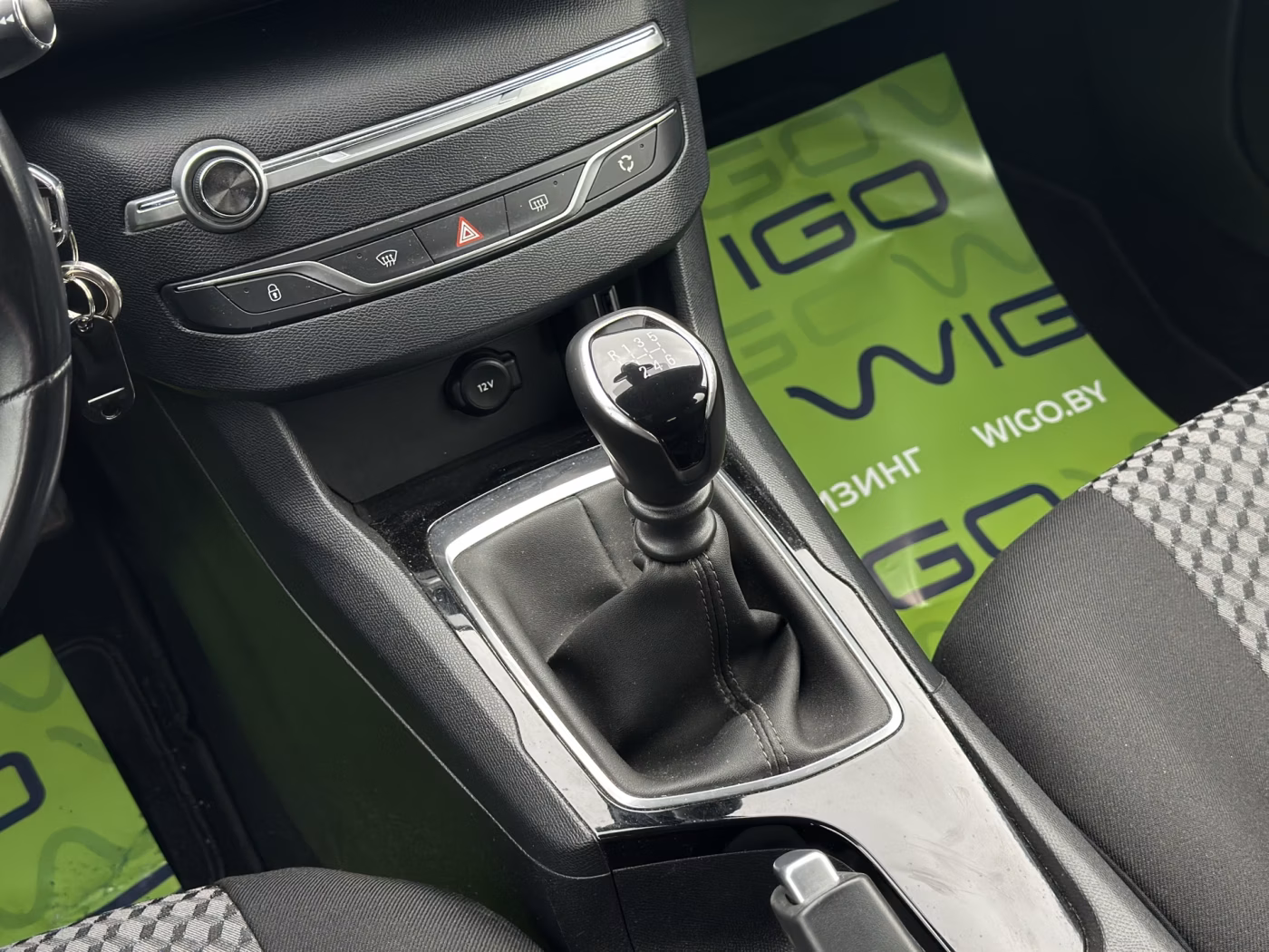 Peugeot 308 фото 20