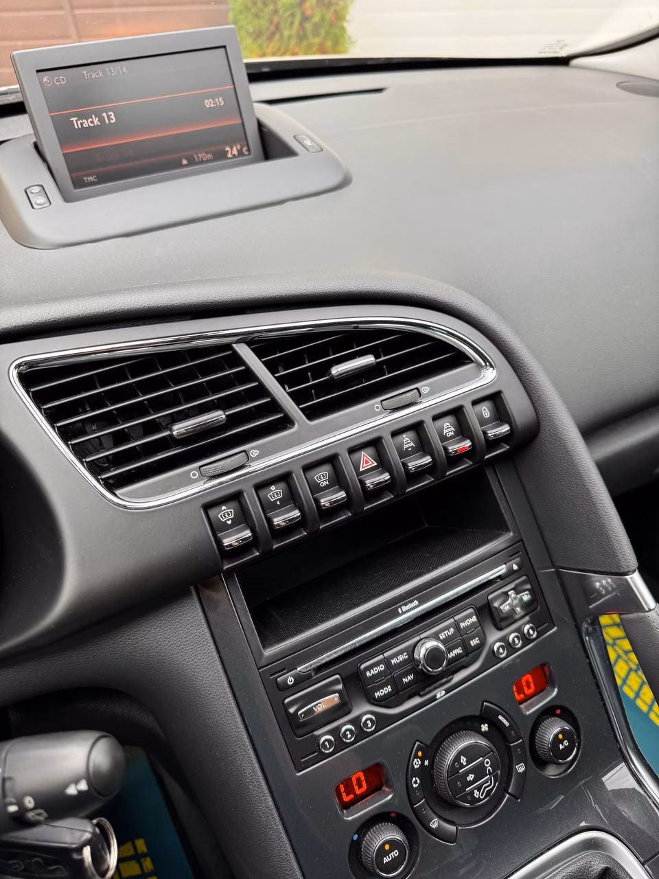 Peugeot 3008 фото 16