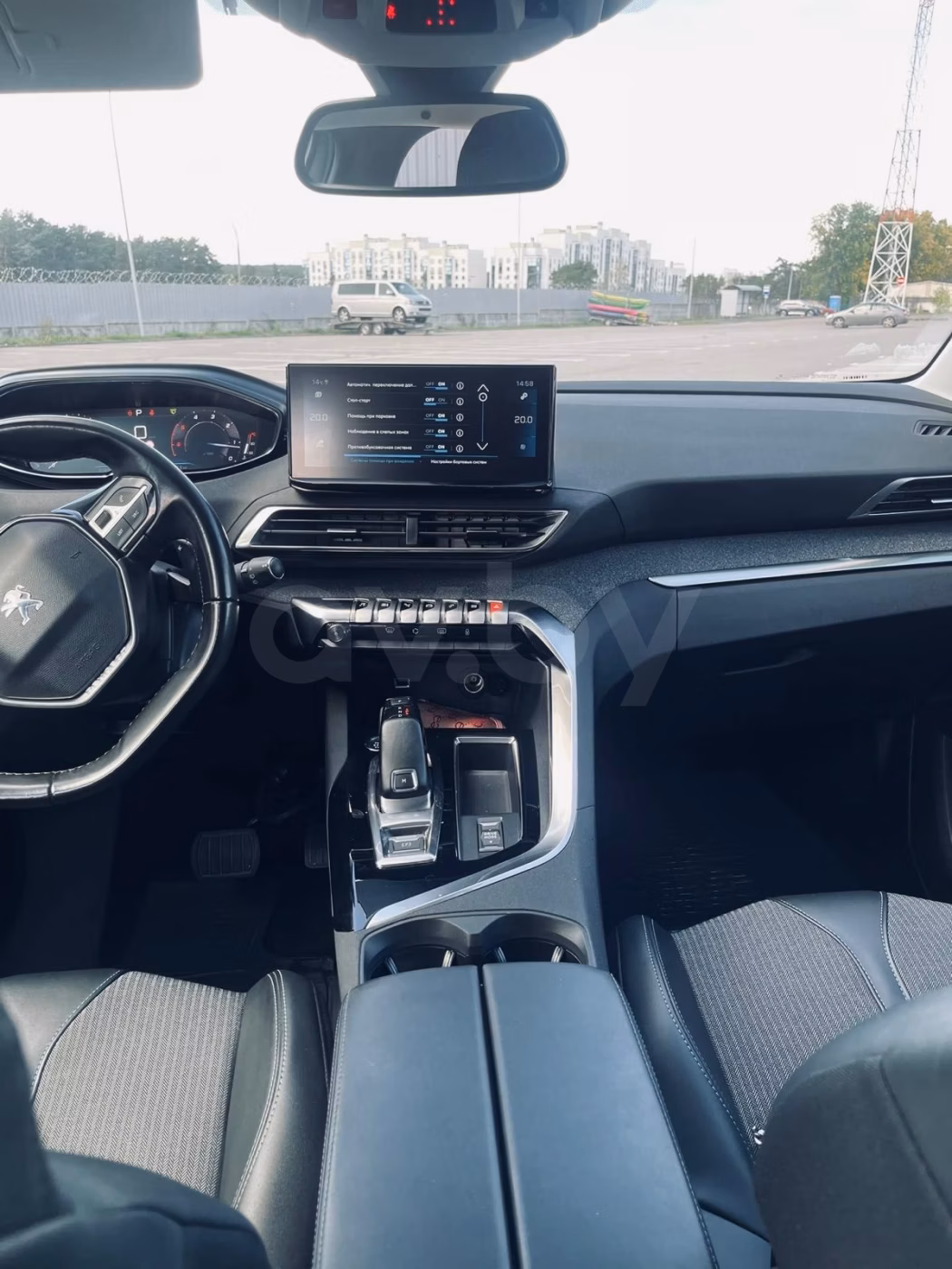 Peugeot 5008 фото 3