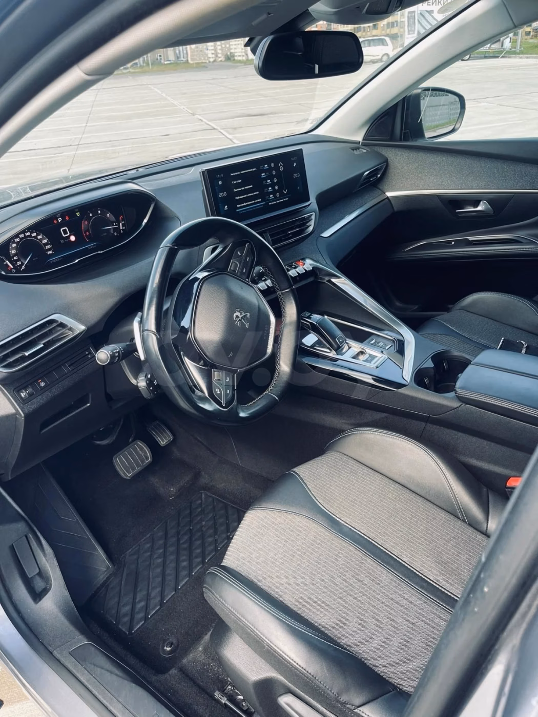 Peugeot 5008 фото 13