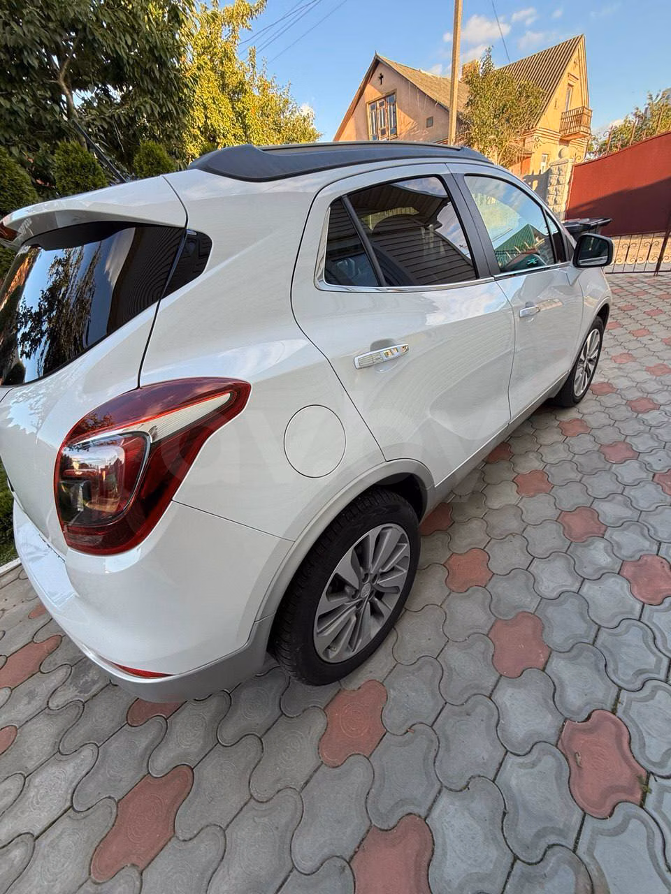 Buick Encore фото 3