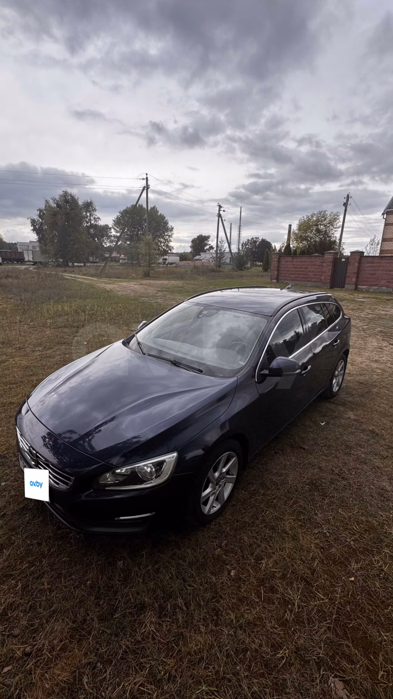 Volvo V60 фото 9