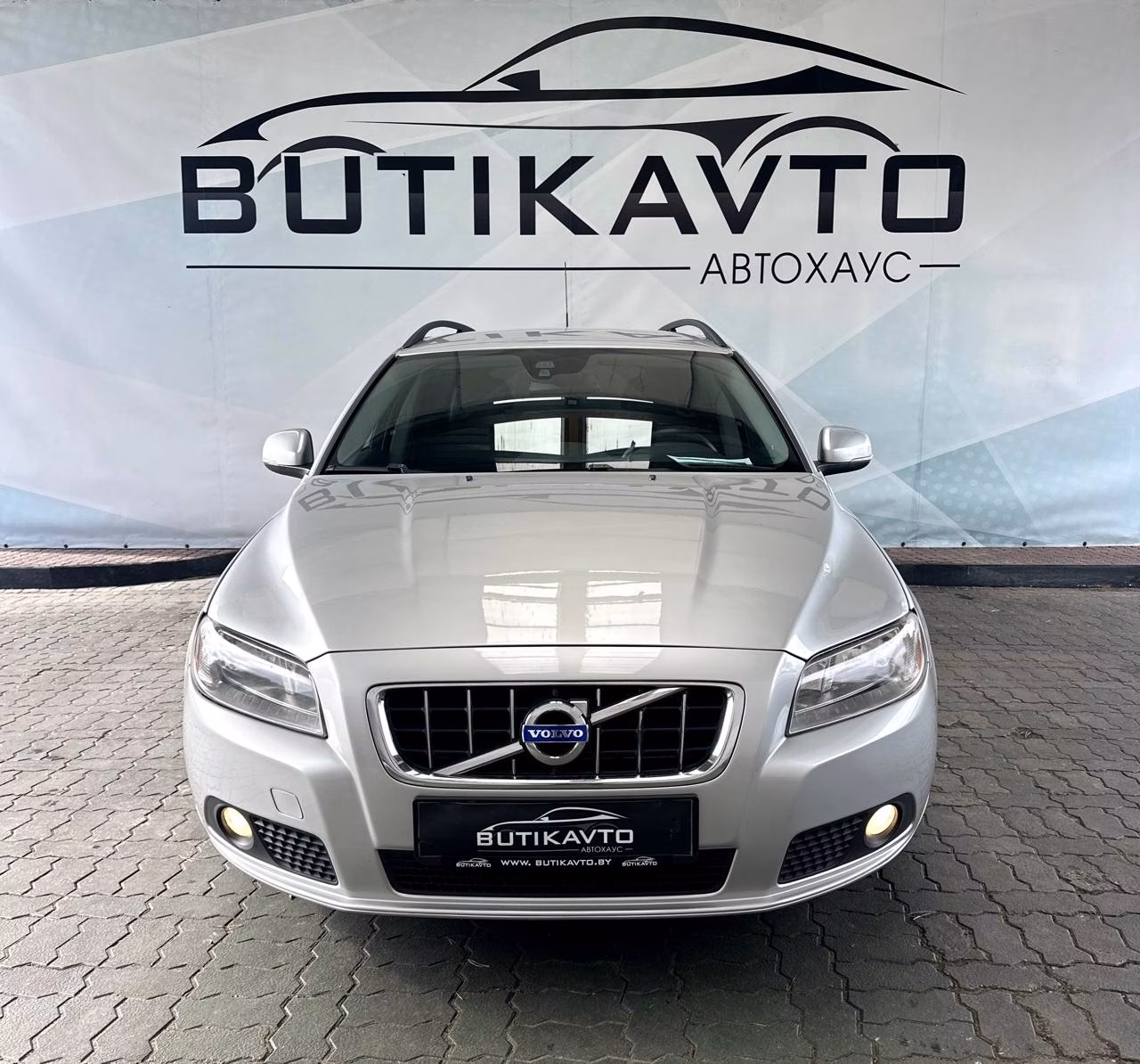 Volvo V70 фото 2