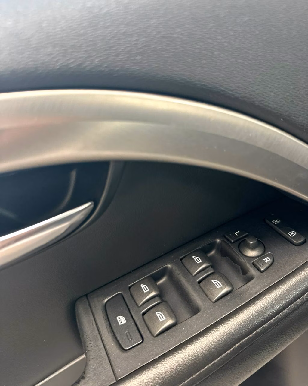 Volvo V70 фото 9