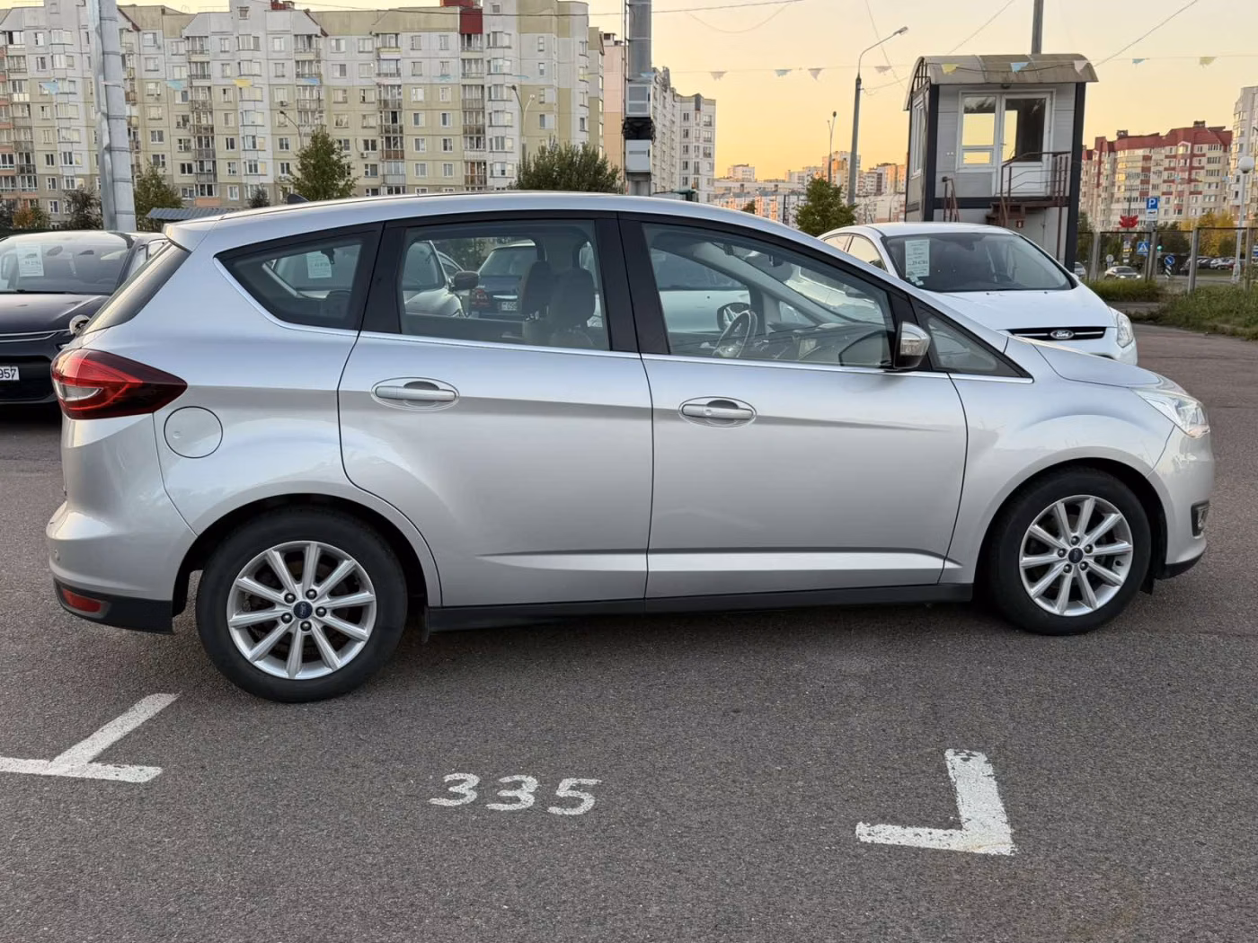 Ford C-MAX фото 9