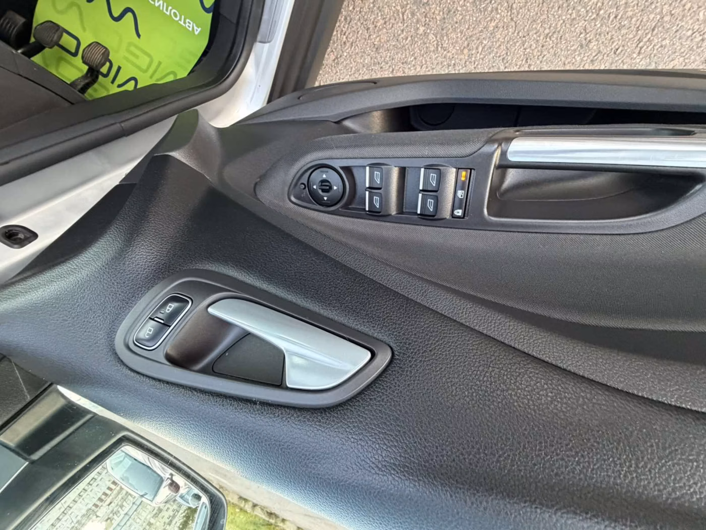 Ford C-MAX фото 14