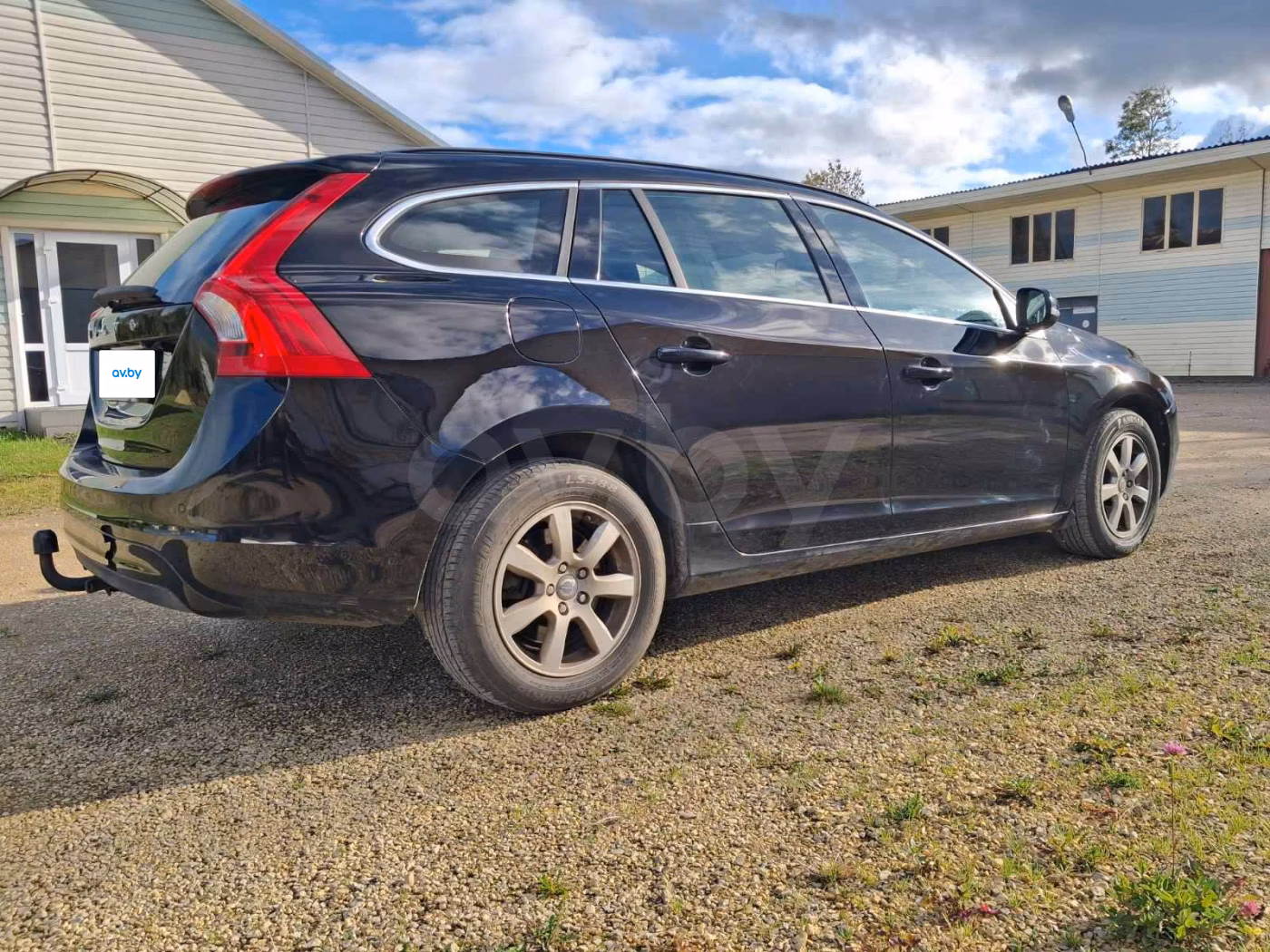 Volvo V60 фото 4