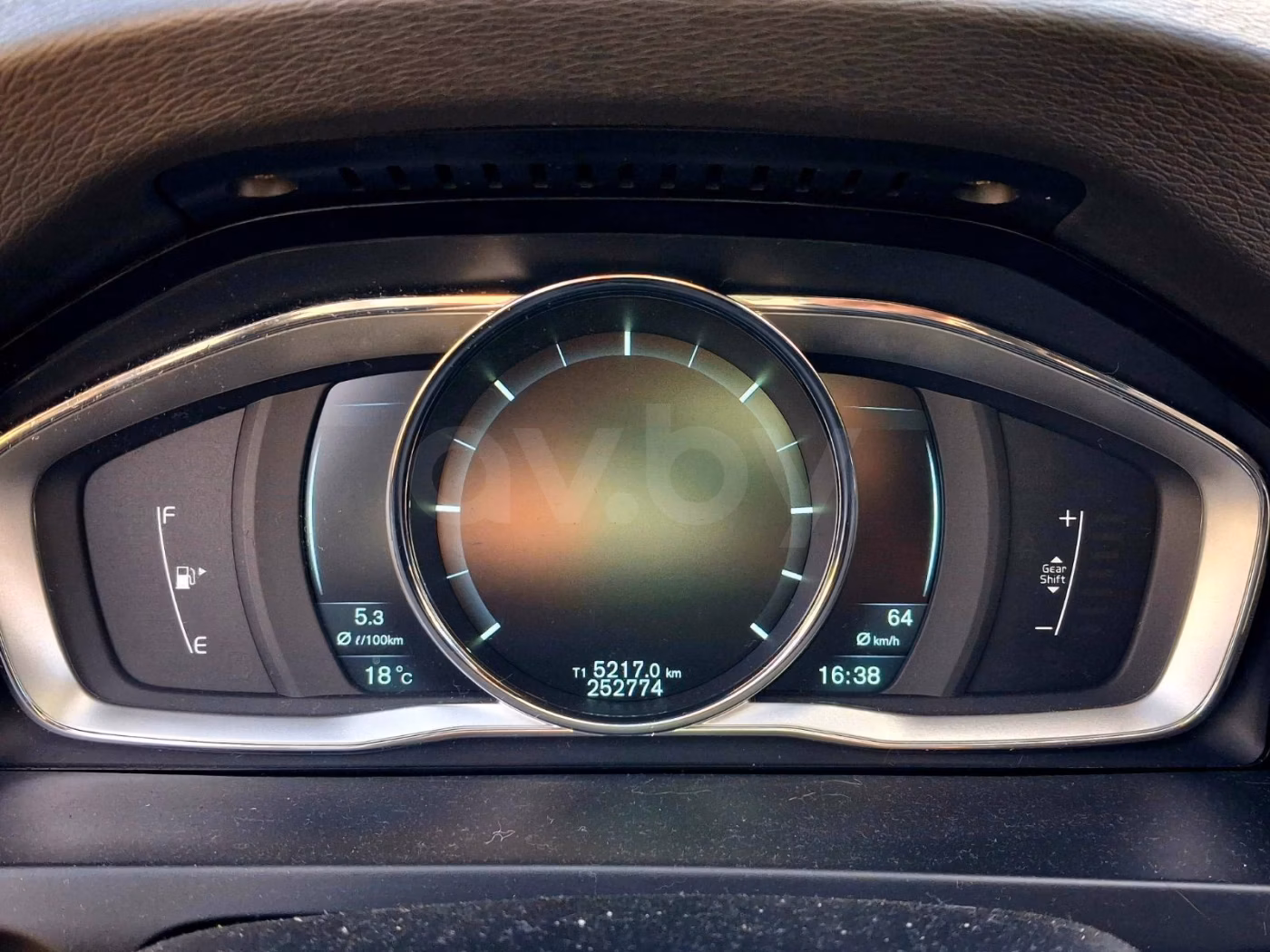 Volvo V60 фото 12
