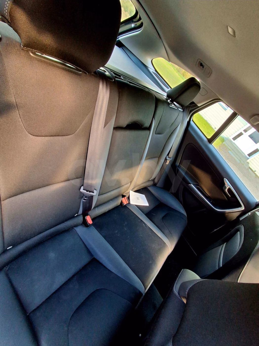Volvo V60 фото 19