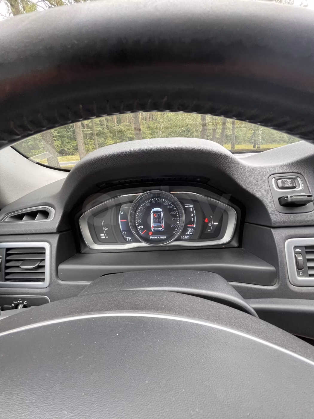 Volvo V70 фото 11