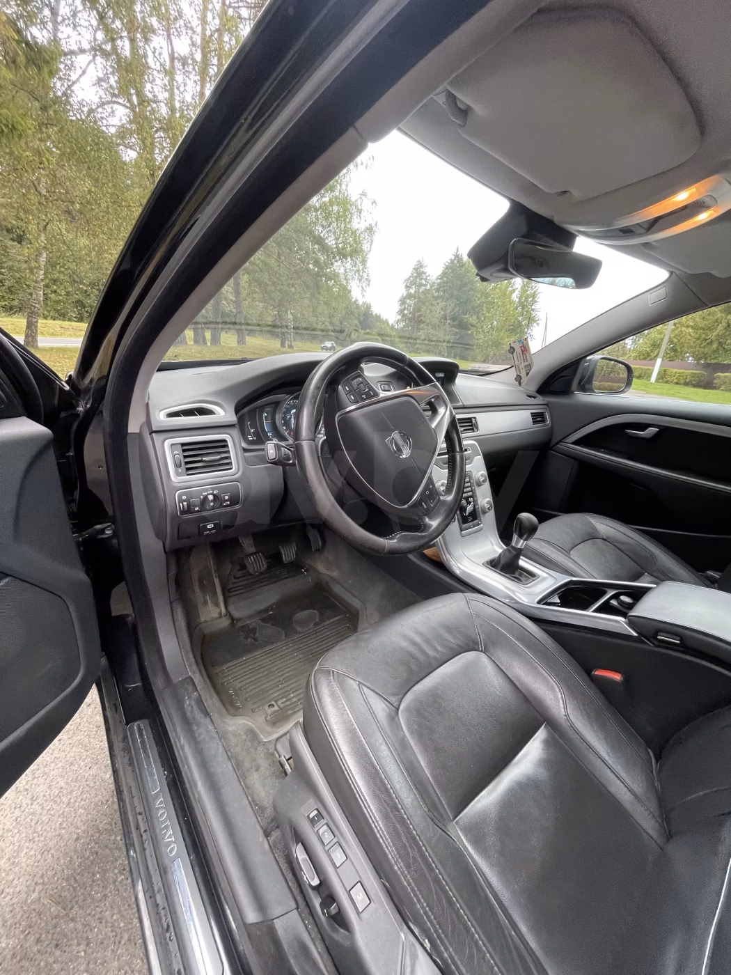 Volvo V70 фото 12