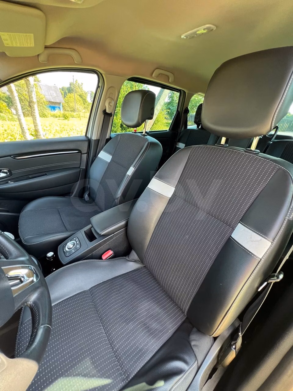 Renault Grand Scenic фото 5