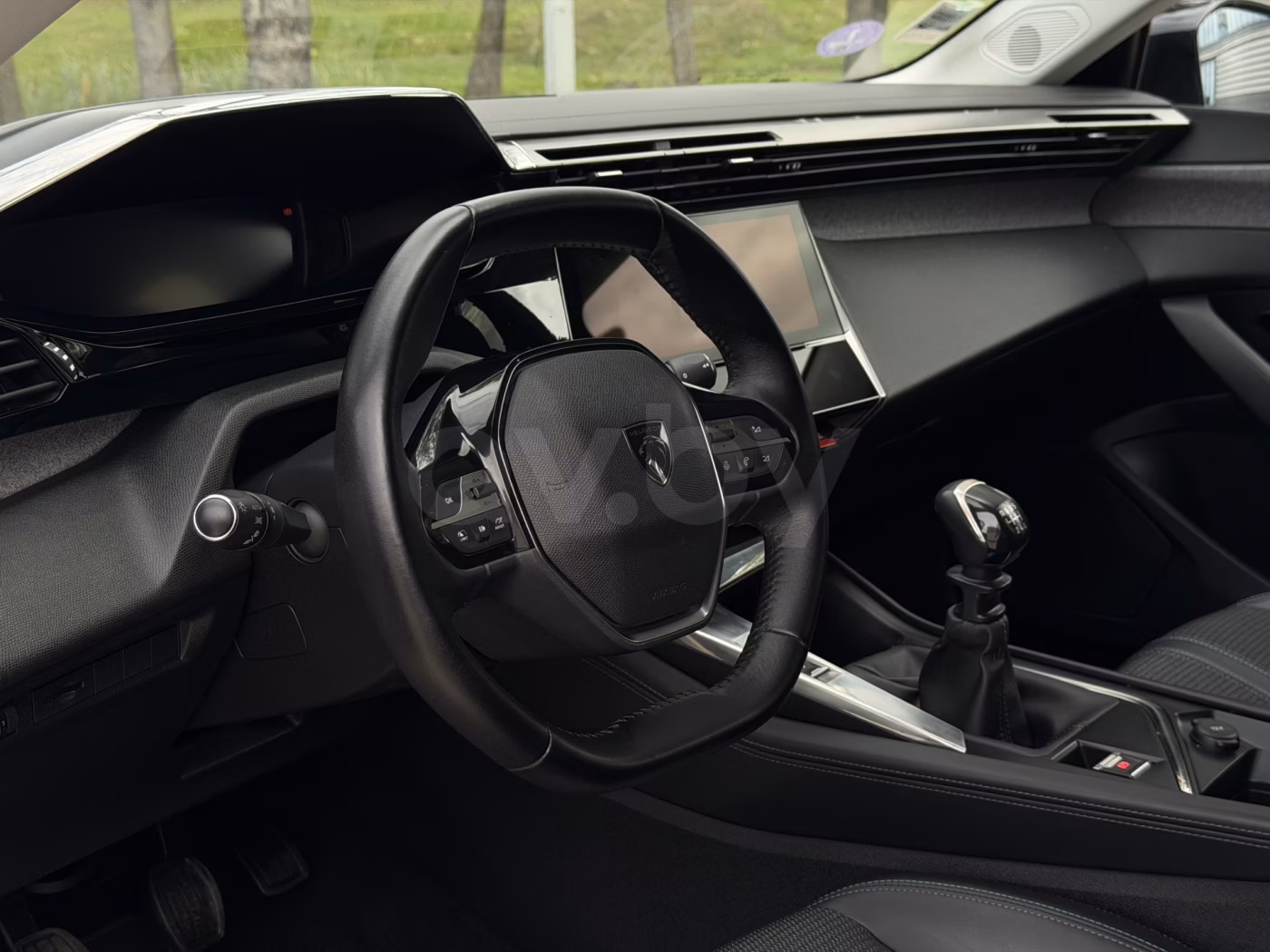 Peugeot 308 фото 15