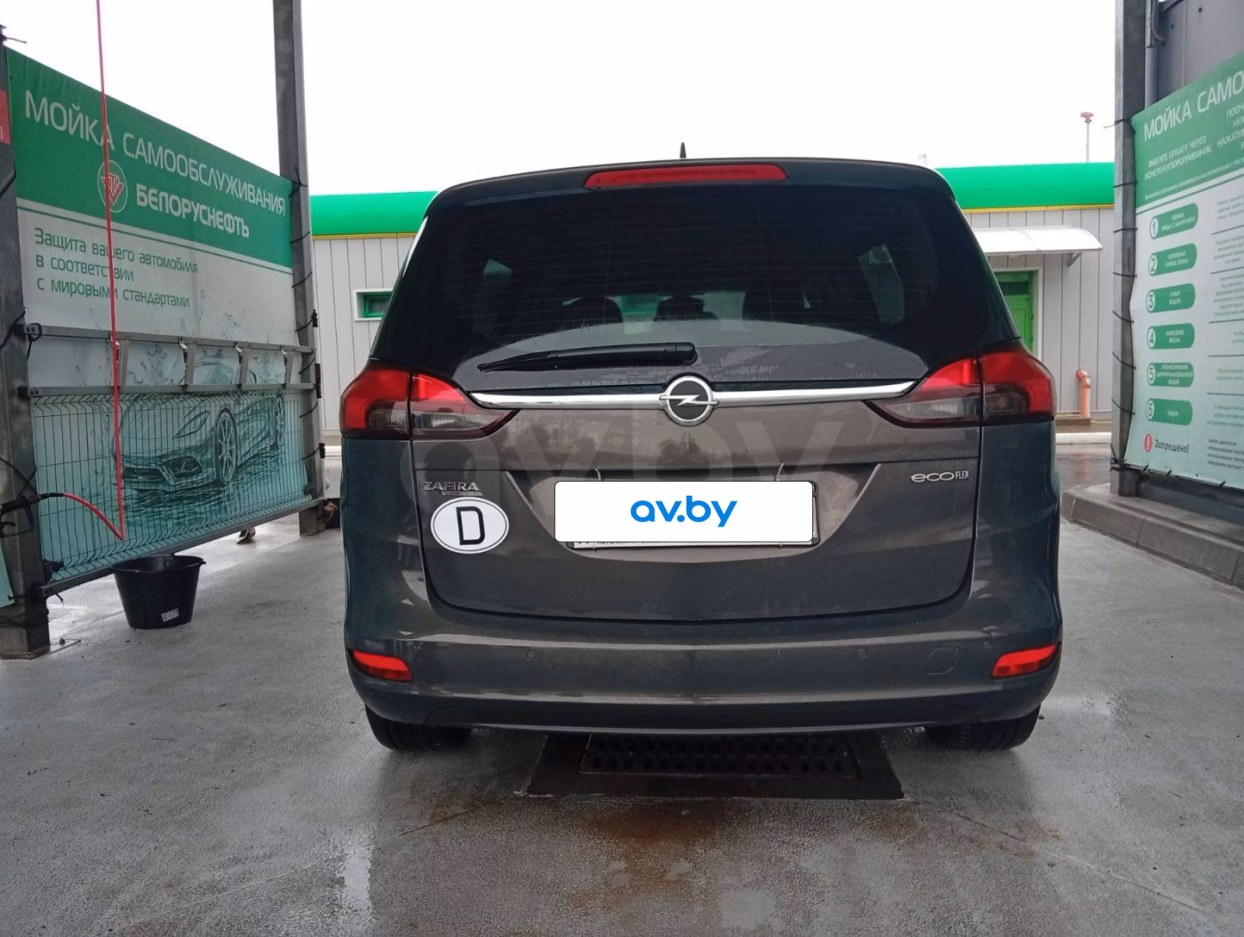 Opel Zafira фото 5