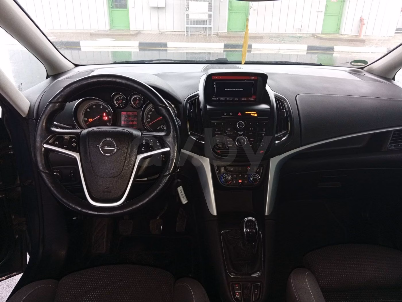 Opel Zafira фото 12