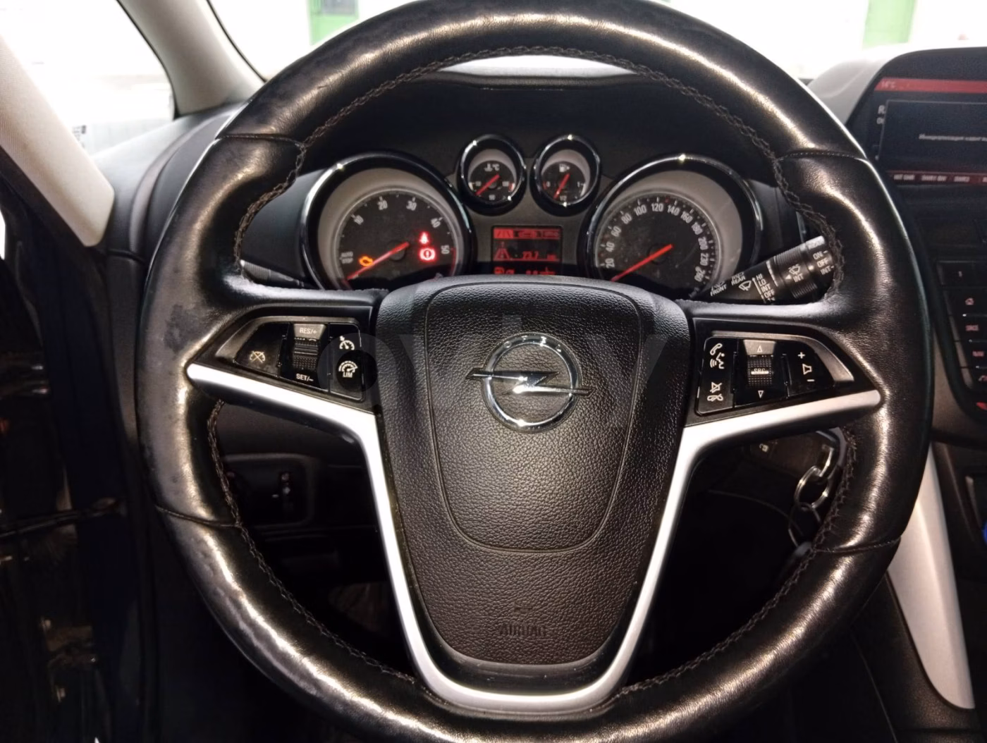 Opel Zafira фото 14